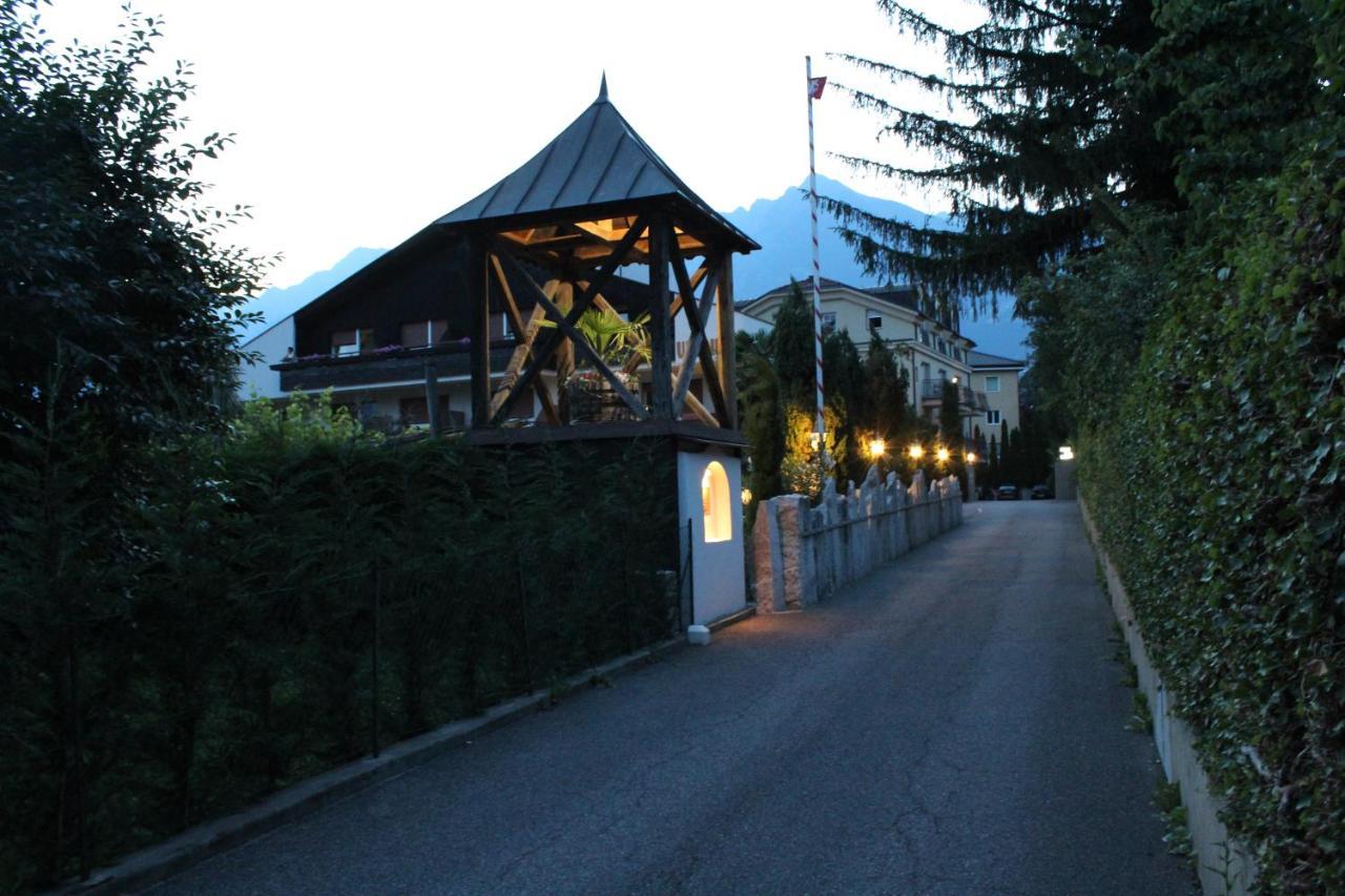 Hotel Garni Weingut Merano Exterior foto